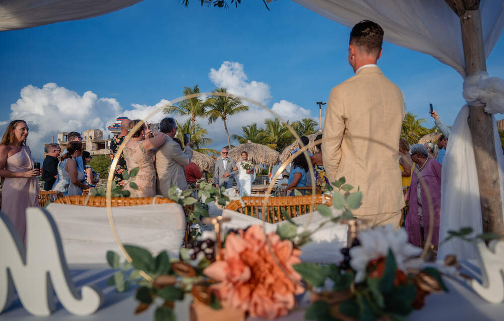 GETTING MARRIED ON BONAIRE