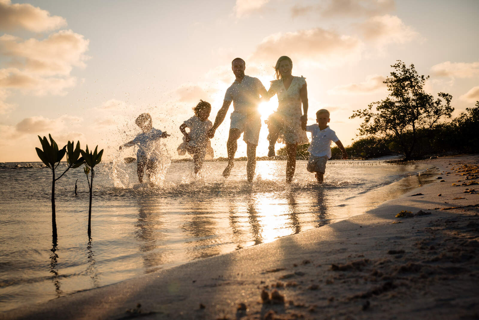 202507228 Aard, Suzanne, Liz, Finn & Stijn1430 _WEB